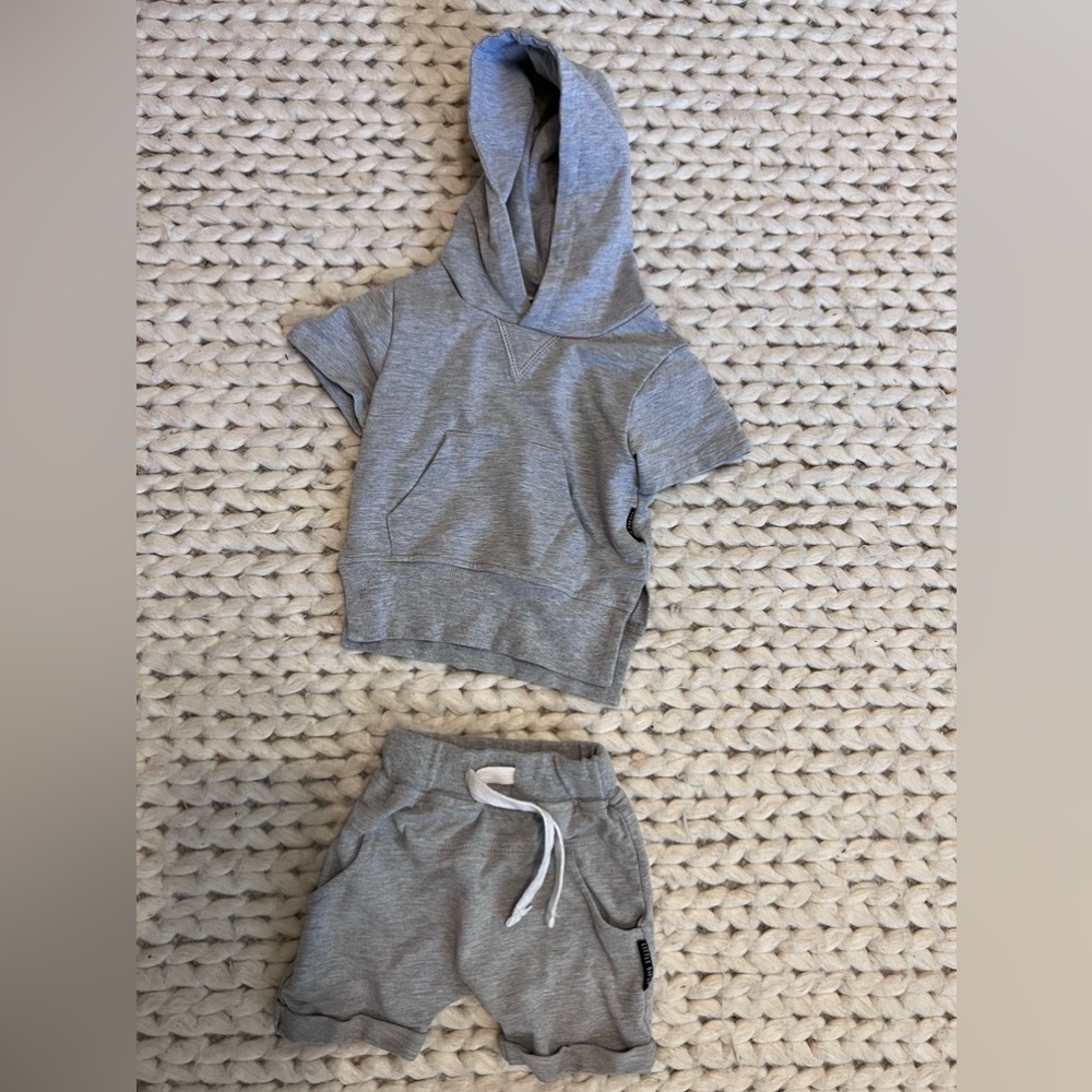 Little Bipsy Hooded Shirt and Short Set 6-12 months
